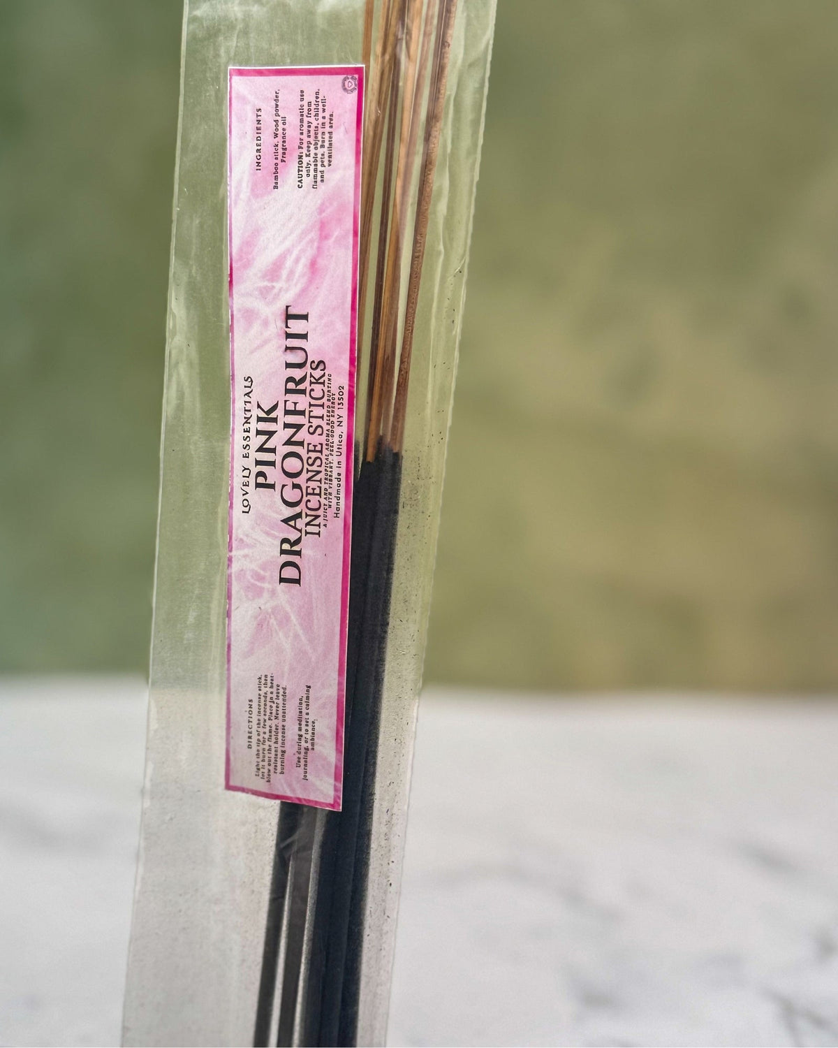 Home fragrance and car diffuser products by Lovely Essentials